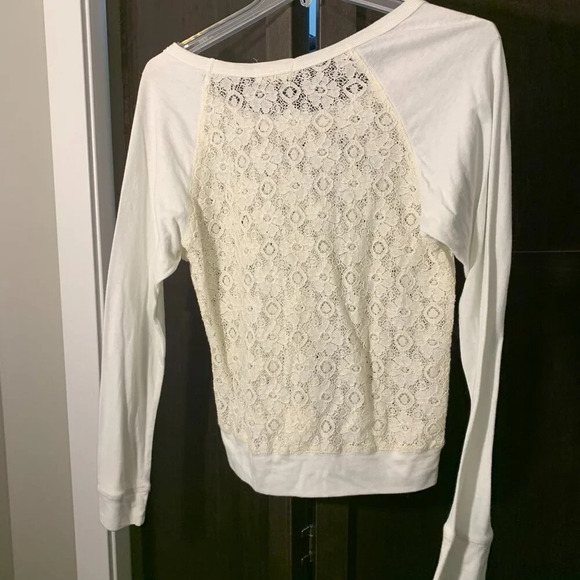 Lace long-sleeve top, Women's size XS. - Picture 5 of 5